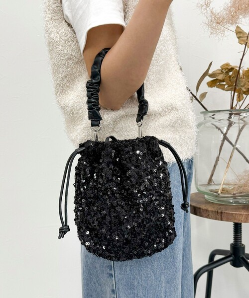 fredy emue(フレディエミュ)の「スパングル巾着バッグ(ハンドバッグ・レディース・ゴールド/マルチ/ブラック・FREE)」の19枚目の写真