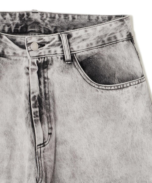 L.H.P(エルエイチピー)の「DankeSchon/ダンケシェーン/CHEMICAL BLEACH DENIM CARGO PANTS(カーゴパンツ・メンズ・ブルー/ブラック・S/M)」の10枚目の写真