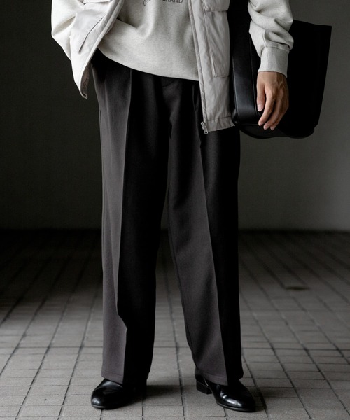 SENSE OF PLACE by URBAN RESEARCH（センスオブプレイスバイアーバンリサーチ）の「『セットアップ対応』ウールライクダブルタックワイドパンツ（その他パンツ・メンズ・ライトベージュ/ネイビー/チャコールグレー/ブラック・SMALL/MEDIUM/LARGE）」の13枚目の写真