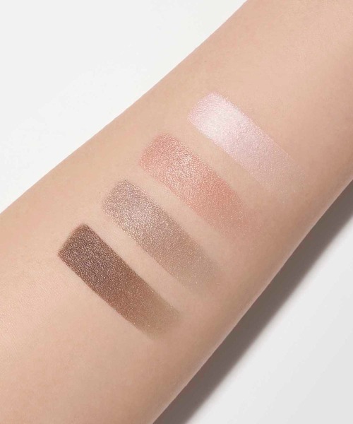 LUNASOL（ルナソル）の「グレイスコントラスティングアイズ（アイシャドウ・レディース・02 Romantic Pink・FREE）」の2枚目の写真