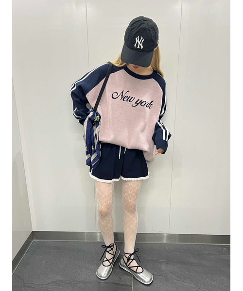 WC（ダブル シー）の「2ラインジャガードラグランビッグニット（ニット/セーター・レディース・ブラック/ピンク・FREE）」の4枚目の写真