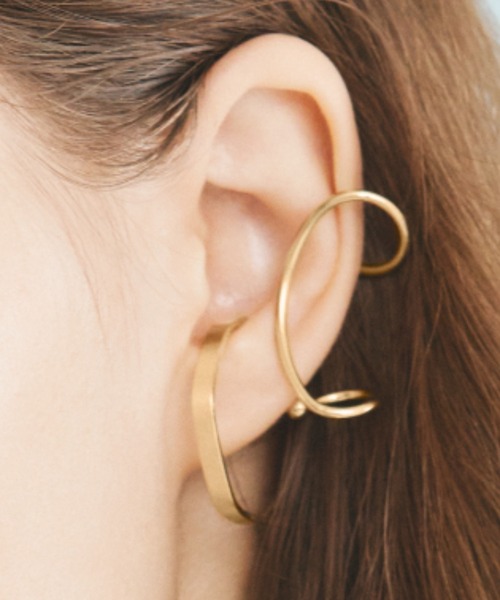 kiehtova(キエトヴァ)の「【kiehtova】SWING EARCUFF/スウィング イヤーカフ(イヤーカフ・レディース・シルバー/ゴールド・FREE)」の5枚目の写真