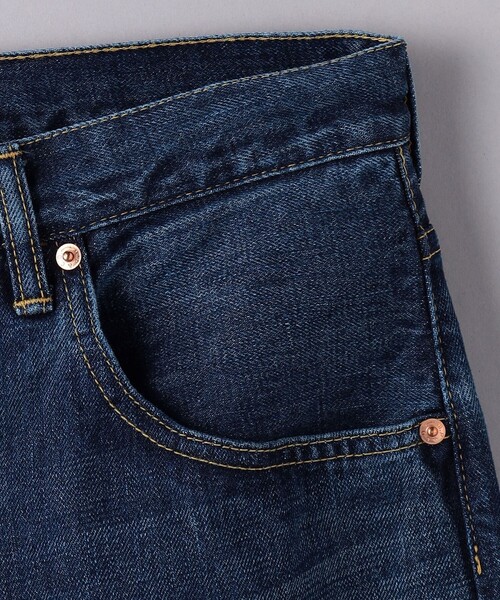 Scye(サイ)の「<Scye> Selvedge Used Wash Wide Leg Jeans/セルビッチ ユーズド ウォッシュ ワイドレッグ ジーンズ(デニムパンツ・メンズ・ライトブルー・29inch/31inch/27inch)」の5枚目の写真