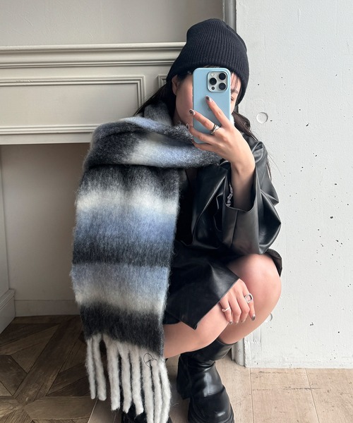 【関税込・国内発】JACQUEMUS モワソン グラデーション マフラー ボリュームグラデーションマフラー【JD】（マフラー）｜Judin
