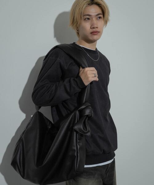 SENSE OF PLACE by URBAN RESEARCH（センスオブプレイスバイアーバンリサーチ）の「フェイクスエードクルーネックスウェット（スウェット・メンズ・ライトベージュ/ブラウン/ダークブラウン/チャコールグレー・MEDIUM/LARGE）」の15枚目の写真