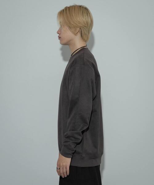 SENSE OF PLACE by URBAN RESEARCH（センスオブプレイスバイアーバンリサーチ）の「フェイクスエードクルーネックスウェット（スウェット・メンズ・ライトベージュ/ブラウン/ダークブラウン/チャコールグレー・MEDIUM/LARGE）」の7枚目の写真