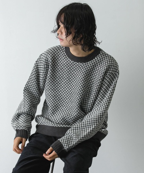 URBAN RESEARCH DOORS（アーバンリサーチドアーズ）の「変形バーズアイニットプルオーバー（ニット/セーター・メンズ・グレー系その他/ホワイト系その他・MEDIUM/LARGE）」の12枚目の写真