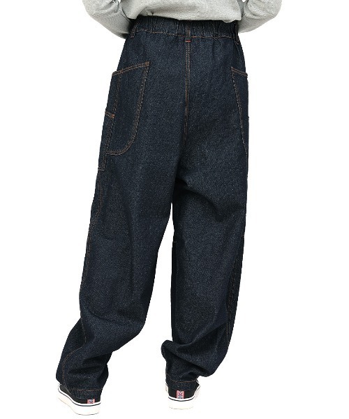 チチカカ（チチカカ）の「デニム切替テーパードパンツ（デニムパンツ・レディース・インディゴブルー/ネイビー/ブルー・FREE）」の13枚目の写真