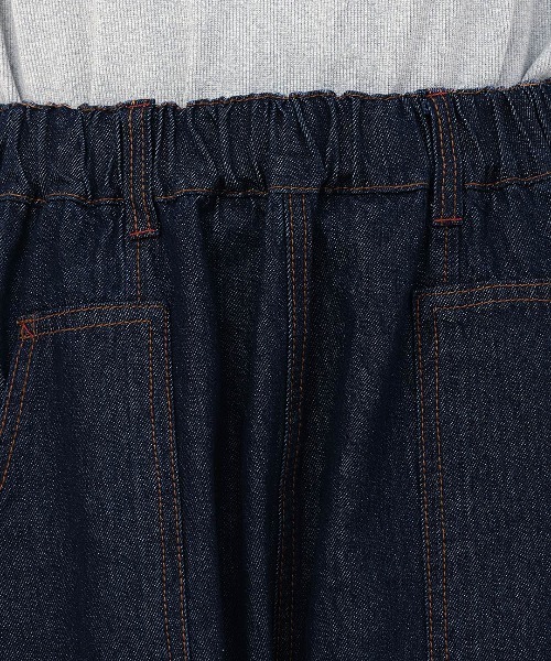 チチカカ（チチカカ）の「デニム切替テーパードパンツ（デニムパンツ・レディース・インディゴブルー/ネイビー/ブルー・FREE）」の14枚目の写真