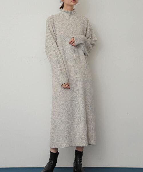 SENSE OF PLACE by URBAN RESEARCH（センスオブプレイスバイアーバンリサーチ）の「ハイネックセンターシームニットワンピース（ワンピース・レディース・モカ/ライトグレー/チャコールグレー・SHORT/ONE）」の4枚目の写真