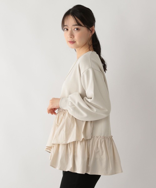 GLOBAL WORK Smile Seed Store(グローバルワーク スマイルシードストア)の「スソフリルドッキングスウェット/208941(Tシャツ/カットソー・レディース・アイボリー/チャコール・MEDIUM/LARGE/X-LARGE)」の6枚目の写真