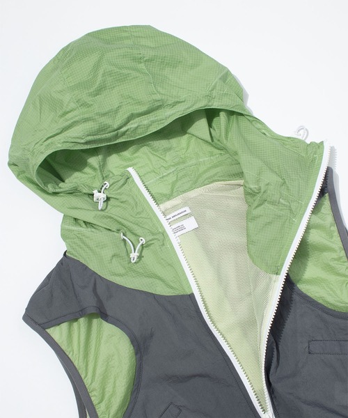 F/CE. (エフシーイー)の「F/CE. LAYERING UTOPIA VEST / エフシーイー レイヤリング ユートピア ベスト(ベスト・メンズ・ブラック/ミント・MEDIUM/LARGE/SMALL)」の12枚目の写真