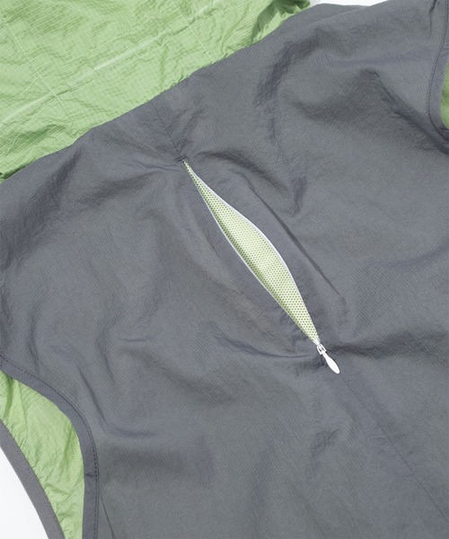 F/CE. (エフシーイー)の「F/CE. LAYERING UTOPIA VEST / エフシーイー レイヤリング ユートピア ベスト(ベスト・メンズ・ブラック/ミント・MEDIUM/LARGE/SMALL)」の21枚目の写真