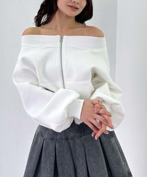 archives（アルシーヴ）の「ダンボールＷｚｉｐオフショルプルオーバー（スウェット・レディース・オフホワイト/グレー/ブラック・MEDIUM）」の4枚目の写真