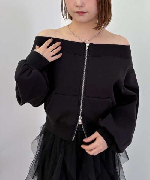 archives（アルシーヴ）の「ダンボールＷｚｉｐオフショルプルオーバー（スウェット・レディース・オフホワイト/グレー/ブラック・MEDIUM）」の12枚目の写真