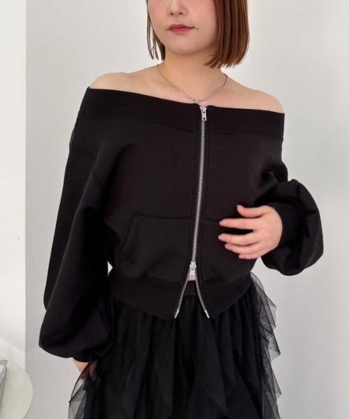 archives（アルシーヴ）の「ダンボールＷｚｉｐオフショルプルオーバー（スウェット・レディース・オフホワイト/グレー/ブラック・MEDIUM）」の13枚目の写真