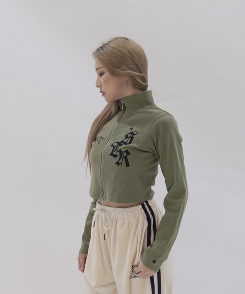 STARTER BLACK LABEL(スターターブラックレーベル)の「≪2サイズ展開/レディース≫STARTER BLACK LABEL テレコフルジップ ショート丈 スタンドネック ショートセーター(パーカー・レディース・ブラック/カーキ・MEDIUM/LARGE)」の19枚目の写真