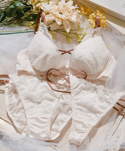 3点セット】【純欲】Tバックショーツ付ピュアレーシーブラジャー