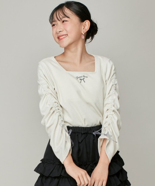 JENNI love(ジェニィラブ)の「ラメテレコそでドロストロンT(Tシャツ/カットソー・キッズ・グレー/オフホワイト/ピンク・160cm/150cm/140cm/130cm)」の1枚目の写真