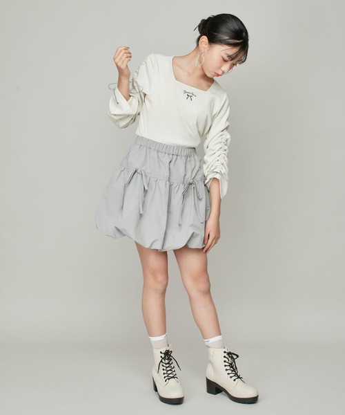 JENNI love(ジェニィラブ)の「ラメテレコそでドロストロンT(Tシャツ/カットソー・キッズ・グレー/オフホワイト/ピンク・160cm/150cm/140cm/130cm)」の4枚目の写真