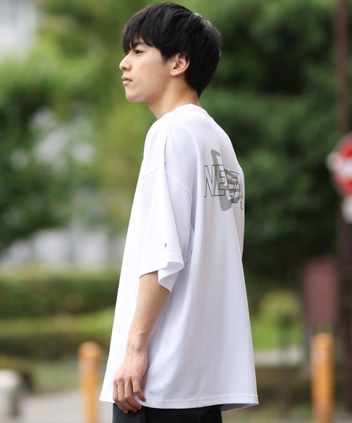 NEW ERA（ニューエラ）の「NEW ERA/ニューエラ 半袖Tシャツ バックプリント 吸汗速乾 14410156/14410157（Tシャツ/カットソー・メンズ・ホワイト/ブラック・M/XXL/XL/L）」の4枚目の写真