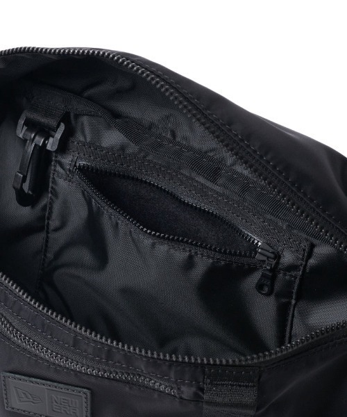 NEW ERA（ニューエラ）の「NEW ERA/ニューエラ ウエストポーチ ウエストバッグ 2L ナイロンツイル ブラック/サンドジャカード 14392098/14392099/14750838（ボディバッグ/ウエストポーチ・メンズ・ブラック/サンドベージュ・FREE）」の6枚目の写真
