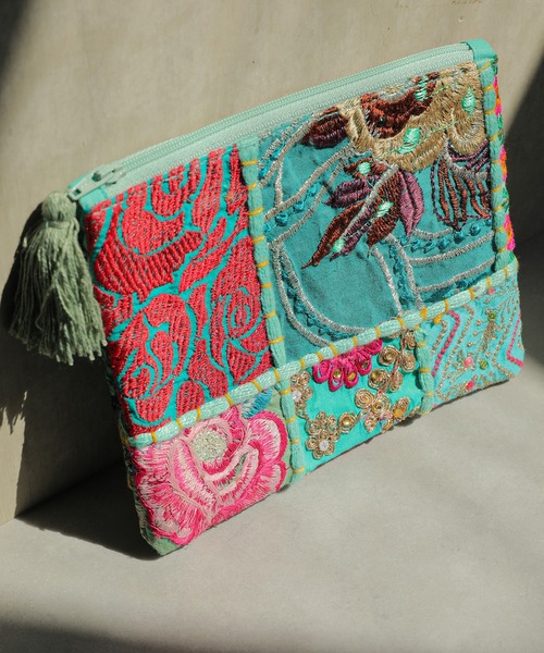 セール】刺繍 サリーパッチワーク フリンジ フラット ポーチ インド