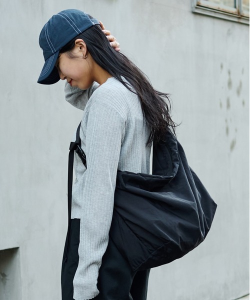 セール】超軽量150g ソフトナイロンショルダーバッグ（ショルダー