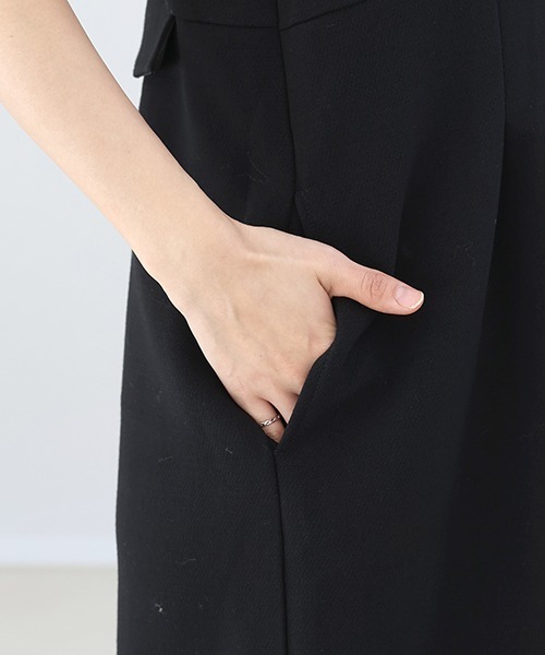 Aletta vita(アレッタビータ)の「裏起毛2WAYサロペットワンピース(ワンピース・レディース・ブラック/ベージュ・F)」の20枚目の写真