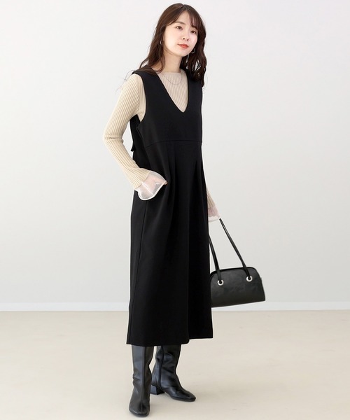 Aletta vita(アレッタビータ)の「裏起毛2WAYサロペットワンピース(ワンピース・レディース・ブラック/ベージュ・F)」の14枚目の写真
