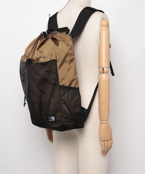 karrimor（カリマー）の「grab knapsack（バックパック/リュック・メンズ・チャコールグレー/ブラック/ブラウン・FREE）」の4枚目の写真