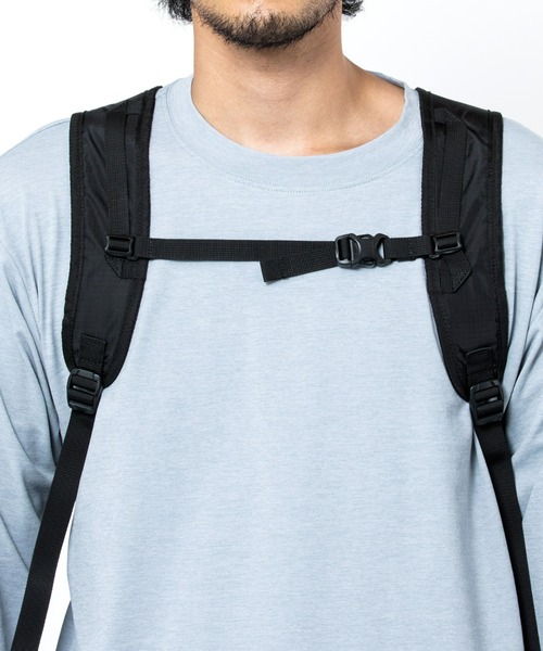 karrimor（カリマー）の「grab knapsack（バックパック/リュック・メンズ・チャコールグレー/ブラック/ブラウン・FREE）」の11枚目の写真
