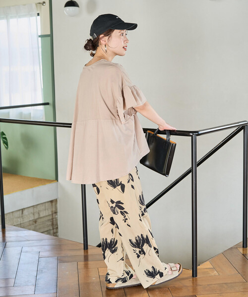 FREAK'S STORE(フリークスストア)の「限定展開 ピグメント加工 ドッキング フリル トップス(Tシャツ/カットソー・レディース・オフホワイト/ブルー/スミクロ/ベージュ/イエロー/グリーン・フリ-)」の22枚目の写真