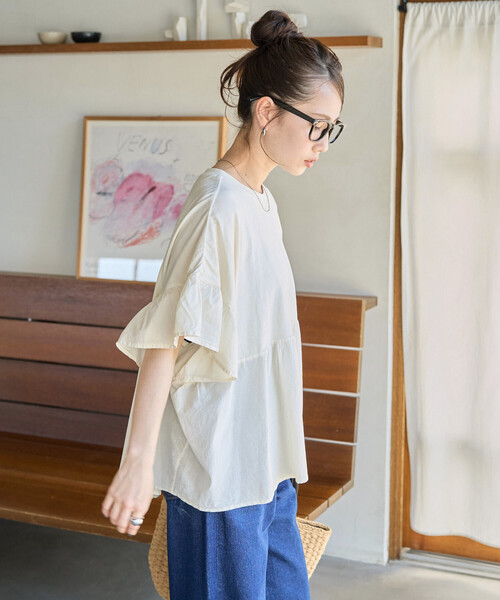 FREAK'S STORE(フリークスストア)の「限定展開 ピグメント加工 ドッキング フリル トップス(Tシャツ/カットソー・レディース・オフホワイト/ブルー/スミクロ/ベージュ/イエロー/グリーン・フリ-)」の14枚目の写真