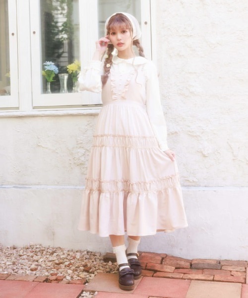 axes femme POETIQUE(アクシーズファムポエティック)の「シャーリングデザインワンピース(ワンピース・レディース・グレー/ブラック/ベージュ・MEDIUM)」の3枚目の写真