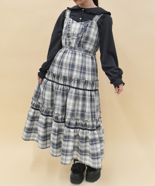 axes femme POETIQUE(アクシーズファムポエティック)の「シャーリングデザインワンピース(ワンピース・レディース・グレー/ブラック/ベージュ・MEDIUM)」の2枚目の写真