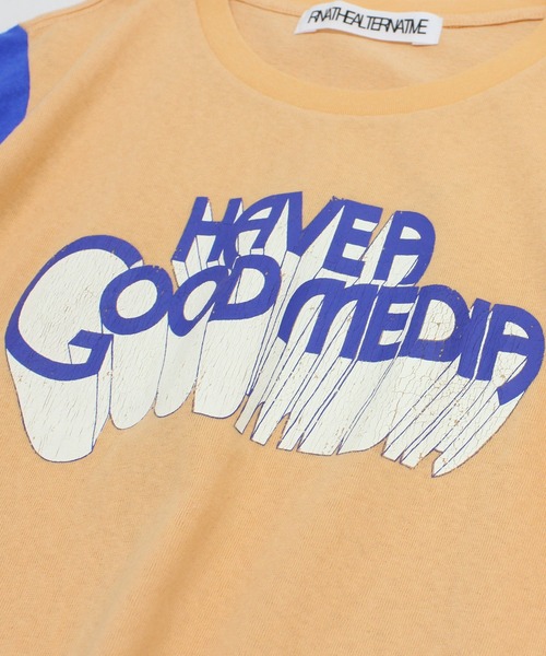RNA（アールエヌエー）の「M2444 ＨＡＶＥ　Ａ　ＧＯＯＤ　ＭＥＤＩＡ　Ｔ（Tシャツ/カットソー・レディース・ブルー系その他/オレンジ系その他/ホワイト×グレー・MEDIUM）」の20枚目の写真