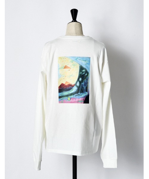 RUMCHE（ラムシェ）の「"Roy Taro" Art Print Long Sleeve T-shirt / "Roy taro"アートプリントロングスリーブTシャツ（Tシャツ/カットソー・レディース・ホワイト/ブラック/サックスブルー・FREE）」の17枚目の写真