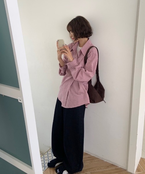 almo（アルモ）の「【LAMPOON】ヒップ刺繍バルーンデニムパンツ（デニムパンツ・レディース・ブラック・SMALL/MEDIUM/LARGE）」の3枚目の写真