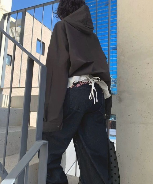 almo（アルモ）の「【LAMPOON】ヒップ刺繍バルーンデニムパンツ（デニムパンツ・レディース・ブラック・SMALL/MEDIUM/LARGE）」の13枚目の写真