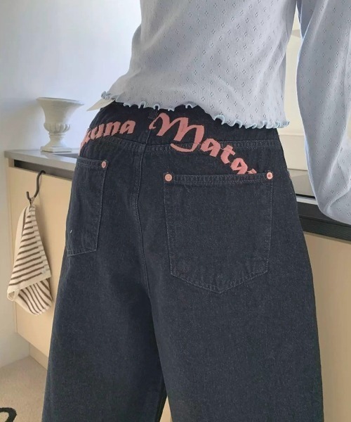 almo（アルモ）の「【LAMPOON】ヒップ刺繍バルーンデニムパンツ（デニムパンツ・レディース・ブラック・SMALL/MEDIUM/LARGE）」の14枚目の写真