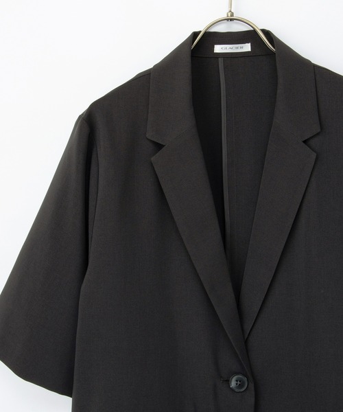 Honeys（ハニーズ）の「ハーフスリーブテーラードジャケット（テーラードジャケット・レディース・ブラック/ライトベージュ/チャコール/モカ・3L/L/LL/M/S）」の9枚目の写真