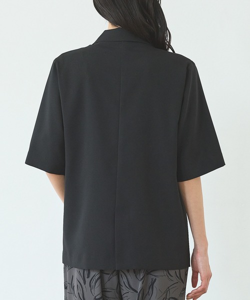 Honeys（ハニーズ）の「ハーフスリーブテーラードジャケット（テーラードジャケット・レディース・ブラック/ライトベージュ/チャコール/モカ・3L/L/LL/M/S）」の16枚目の写真