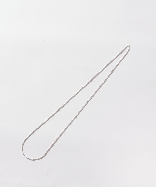 RIVE DROITE（リヴドロワ）の「【コーデが華やぐ】ヘマタイトロングネックレス（ネックレス・レディース・シルバー・FREE）」の2枚目の写真