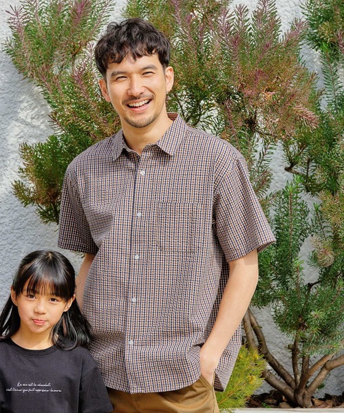 FOUND GOOD（ファウンドグッド）の「サッカーハンソデシャツ（シャツ/ブラウス・メンズ・ブラック/ブラウン系/レッド系/ブルー系・XL/L/M/S）」の3枚目の写真