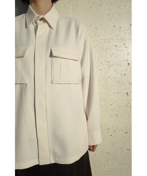 LOVE POMME POMME(ラブポムポム)の「Off-white Button Shirt Jacket(その他アウター・レディース・ホワイト・FREE)」の2枚目の写真