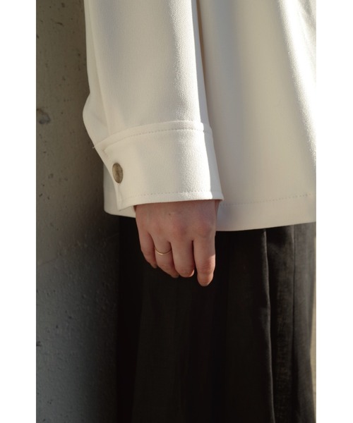 LOVE POMME POMME(ラブポムポム)の「Off-white Button Shirt Jacket(その他アウター・レディース・ホワイト・FREE)」の7枚目の写真