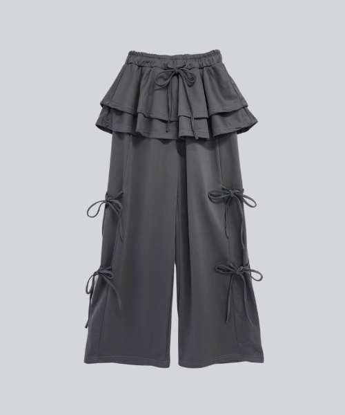 Uenui(ウニュイ)の「ウエストフリル レイヤード スウェットパンツ(スウェットパンツ・レディース・ベージュ/チャコールグレー/グレー・FREE)」の12枚目の写真