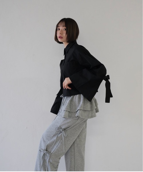 Uenui(ウニュイ)の「ウエストフリル レイヤード スウェットパンツ(スウェットパンツ・レディース・ベージュ/チャコールグレー/グレー・FREE)」の17枚目の写真