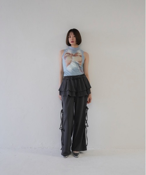 Uenui(ウニュイ)の「ウエストフリル レイヤード スウェットパンツ(スウェットパンツ・レディース・ベージュ/チャコールグレー/グレー・FREE)」の9枚目の写真